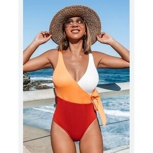 Cupshe Orange And White Colorblock One-Piece Swimsuit Medium NWT